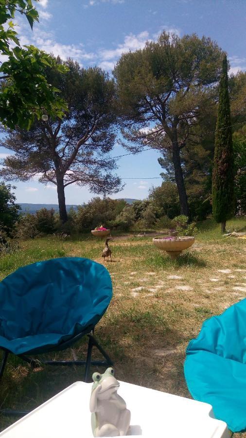 Bed and Breakfast Les Cigales Villelaure Esterno foto