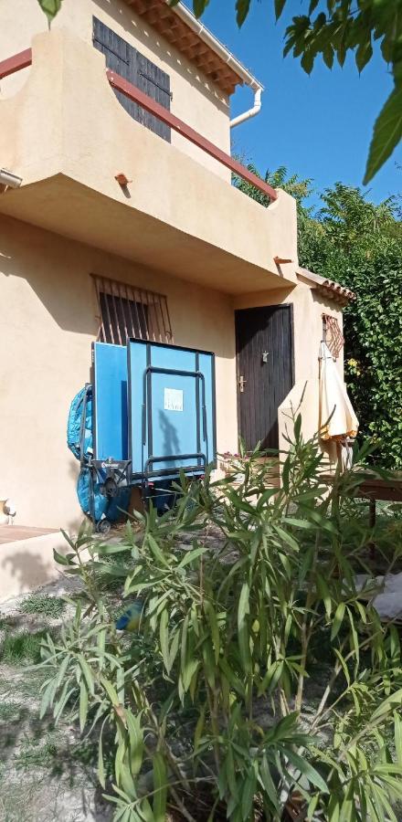 Bed and Breakfast Les Cigales Villelaure Esterno foto