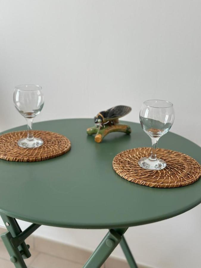 Bed and Breakfast Les Cigales Villelaure Esterno foto